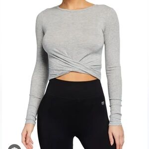 LIKE NEW ALO Yoga Gray Long Sleeve Crop Top